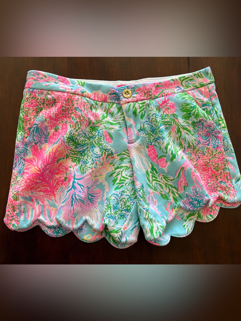 Lilly Pulitzer Scalloped Hem Floral Print Women’s Shorts - Aqua Pink
